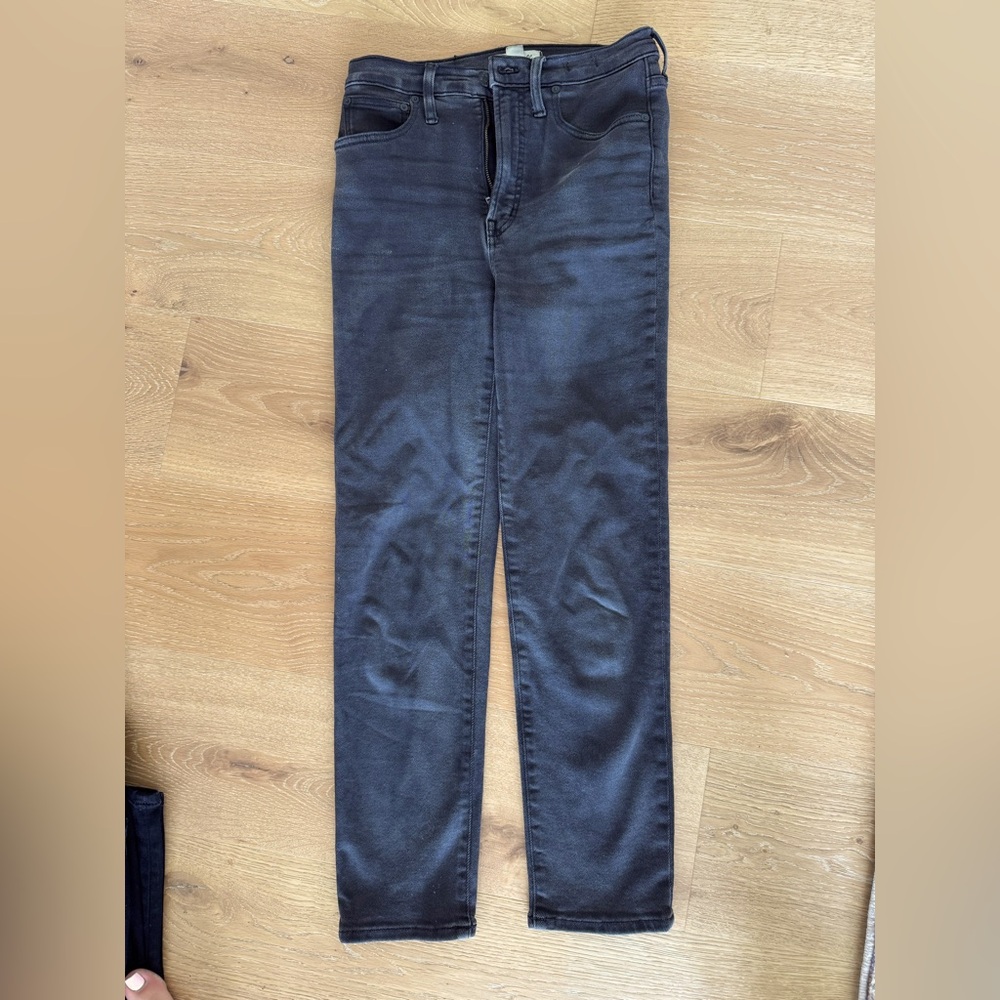 Madewell Straight Leg Jeans in Dark Gray